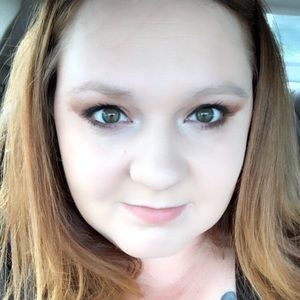 Meet your Posher, Lindsay